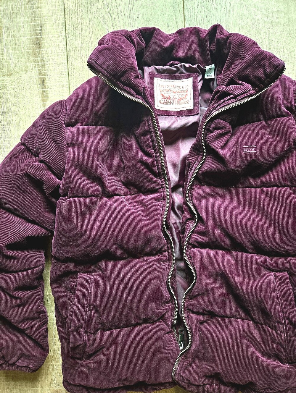Levi's Burgundy Corduroy Puffer Jacket Full Zip Corduroy Puffer Jacket Burgundy